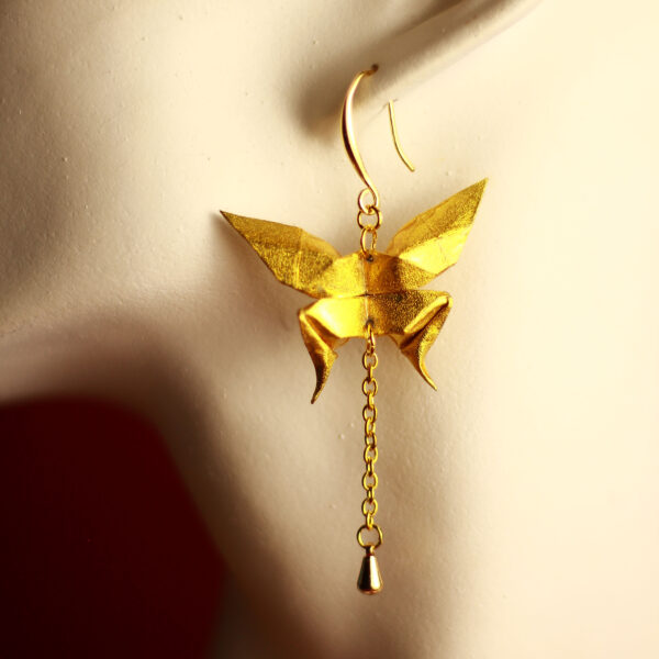 Origami Butterfly Pendant Earrings Gold - Orecchini a pendente Origami Farfalla Oro - Image 2