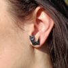 Kittens Stud Earrings / Orecchini Gattino da lobo (Black / Nero) - Image 2