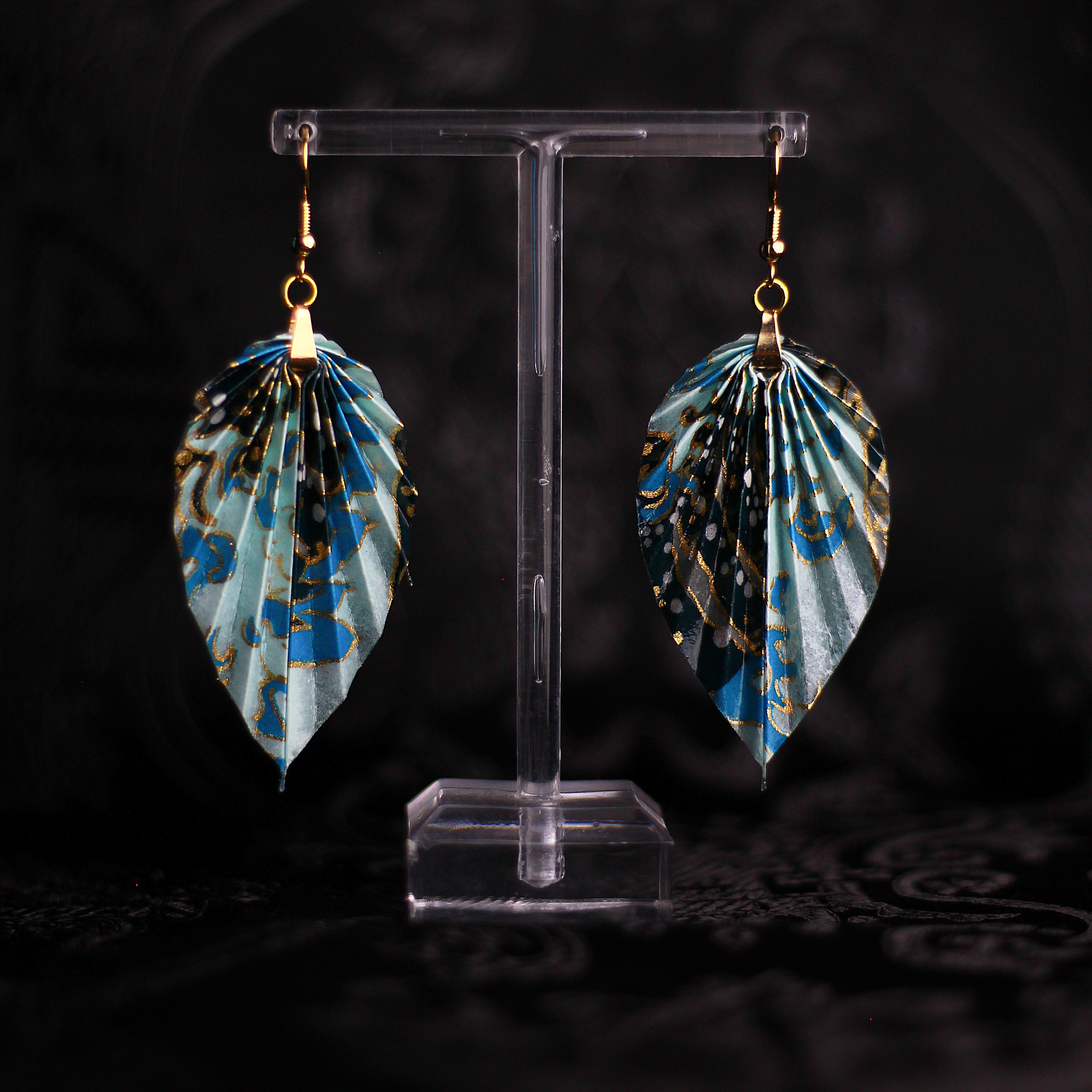 Leaf Earrings Yuzen Chiyogami Kyoto / Orecchini a foglia Yuzen Chiyogami Kyoto