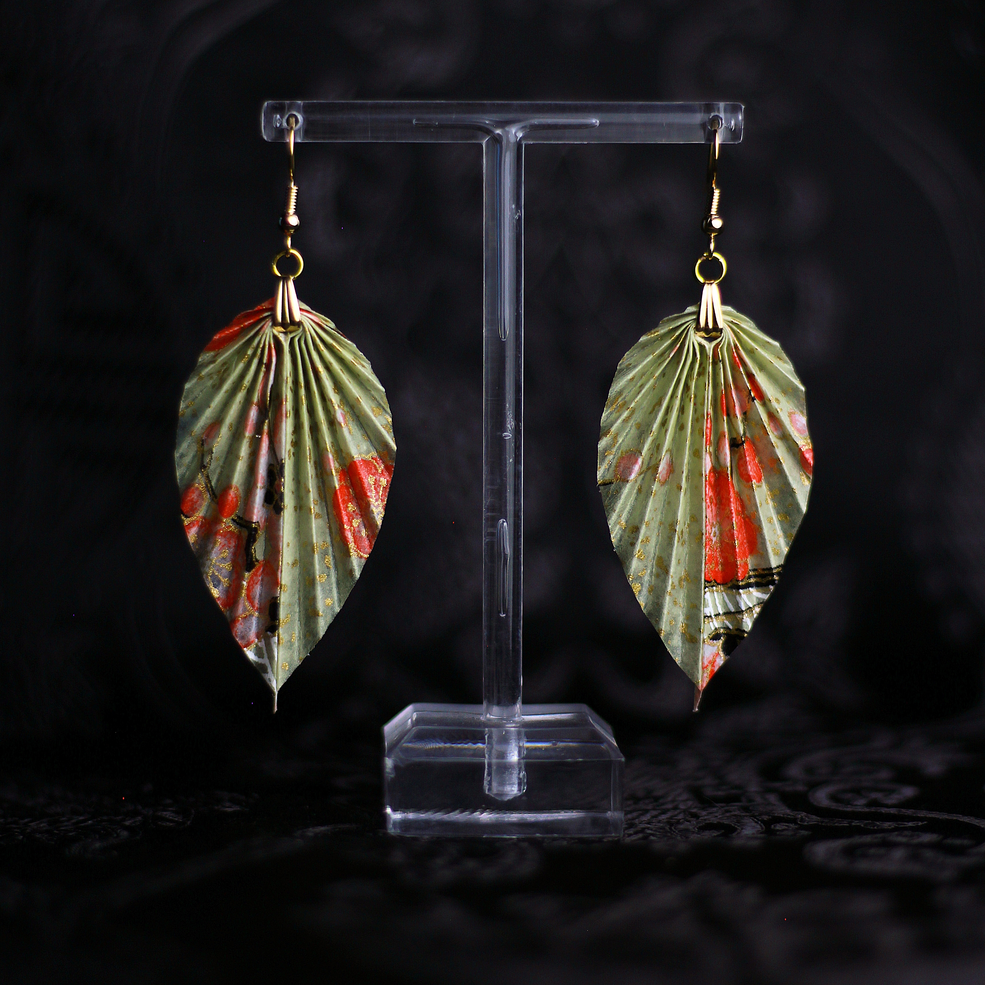 Leaf Earrings Yuzen Chiyogami Kyoto / Orecchini a foglia Yuzen Chiyogami Kyoto