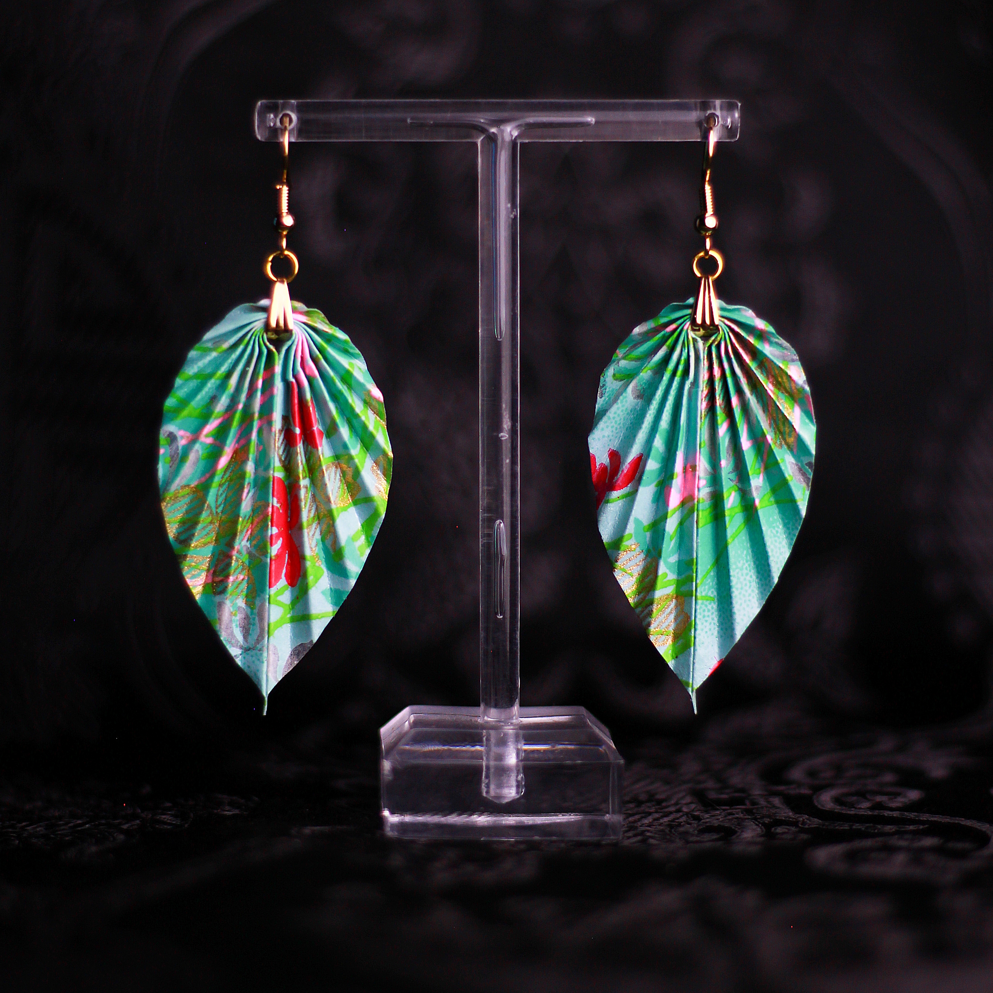 Leaf Earrings Yuzen Chiyogami Kyoto / Orecchini a foglia Yuzen Chiyogami Kyoto